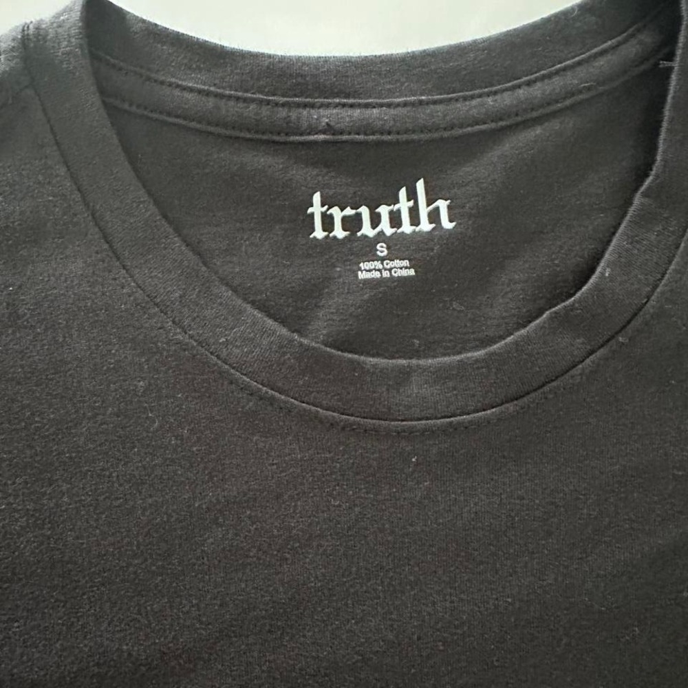 Truth tee - Picture 3 of 3